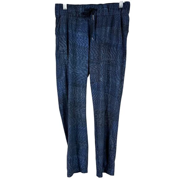 Lululemon On The Fly Pant Linear Flux Battleship Multi Women's Size 4 EUC - Picture 4 of 9